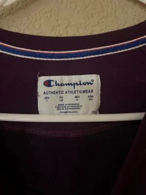 Champion Crewneck thumbnail 4