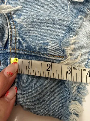 *NEW* Levis' 501® Original Fit High-rise Women's Shorts thumbnail 11