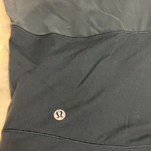 Lululemon Blueish‎ Green Sheer top size 4 C34 thumbnail 7