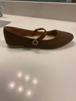 Brown Mary Jane’s Size 8 thumbnail 2
