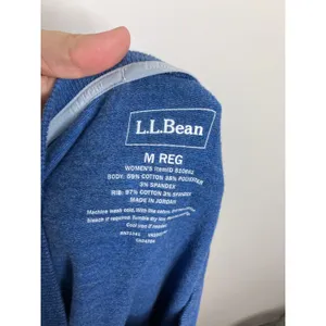 LL Bean Sweatshirt Womens Medium Blue Excellent Thumbhole High Low Hem 510661 thumbnail 7