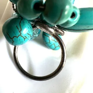 Howlite and Crystal cluster ring Blue thumbnail 6