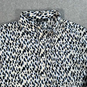 Nasty Gal Animal Print Button Down Shirt Women's Size 4 Collared Long Sleeve thumbnail 2