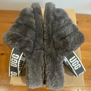 UGG Gray FLUFF  YEAH SLIDE thumbnail 8