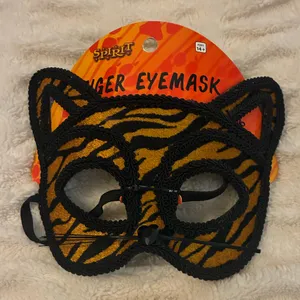 Spirit Black and Orange Tiger Mask thumbnail 1