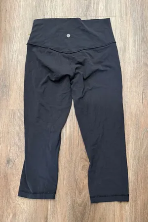 Lululemon define Black High Rise‎ Crop Leggings Yoga Pants Women's Activewear thumbnail 1