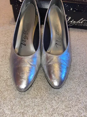 Night Life by Life Stride Vintage 80s Silver High Heels thumbnail 2
