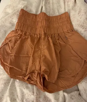Free people shorts thumbnail 1
