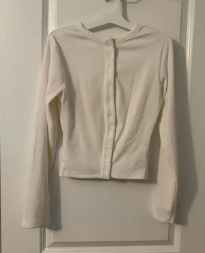 White Button thumbnail 1