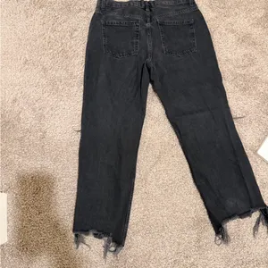 Free People Distressed Maggie Straight Cropped Jeans Women's size 28 mid rise thumbnail 8