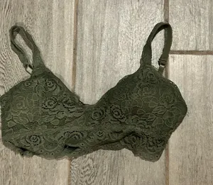 Mudd Olive Lace Wireless Bralette - size medium thumbnail 1