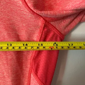 Lululemon Heathered Pink Long Sleeve Crewneck Shirt Athleisure Women's size 6 thumbnail 9