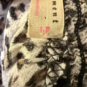 FP Movement by Free People Leopard‎ Print Blouse boho bell sleeves Y2K small P thumbnail 4