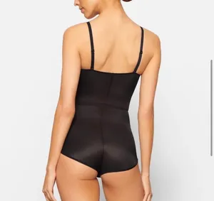 SKIMS Barely There Bodysuit XS thumbnail 3