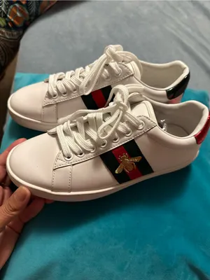 Gucci White Leather Sneakers with Red and Black Heel Tabs and Green-Red Web thumbnail 2