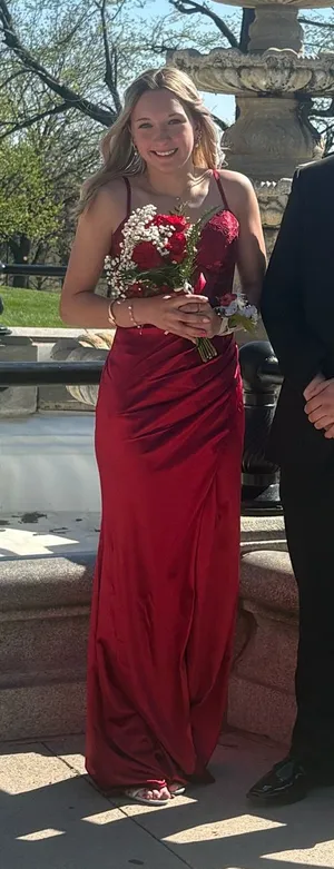 Windsor Prom Dress Red thumbnail 1