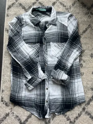 Black and White Plaid Top thumbnail 1