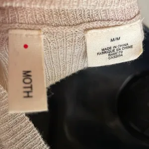 Anthropology/moth size medium, women’s knit, long sleeve, lightweight crewneck.‎ thumbnail 8