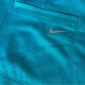 Nike Golf Turquoise Knit Shorts size 6 thumbnail 8