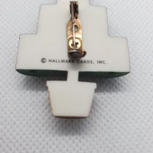 Hallmark Christmas Tree Brooch thumbnail 5