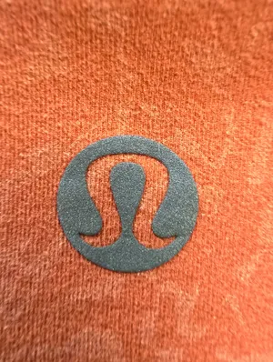 {2} Lululemon Wunder Train Crunch Warm Coral Orange Shorts thumbnail 8