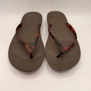 FitFlop iQushion Tortoiseshell Flip Flops Chocolate Brown Turtle Womens 7 NEW thumbnail 3