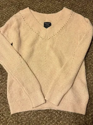 Abercrombie Sweater thumbnail 1