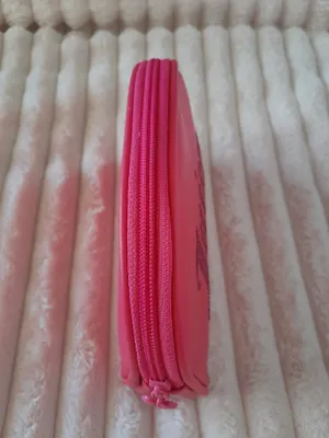 Juicy Couture Hot Pink Rhinestone Dome Makeup Bag thumbnail 4