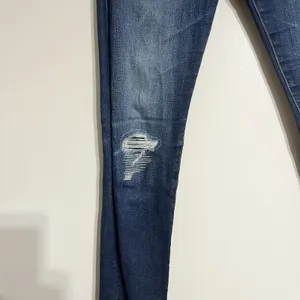 AG-ED Adriano Goldschmied Size 25R The Farrah High Rise‎ Skinny Ankle Jeans thumbnail 3