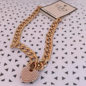 NWT Vera by New York bold chain and faux pearl heart choker thumbnail 6