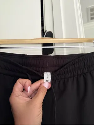 Lululemon Soft Jersey Classic-Fit Mid-Rise‎ Jogger Black Pants thumbnail 3