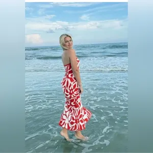 House of Harlow 1960 knit Red and White Maxi Dress tube top with slit bottom thumbnail 2