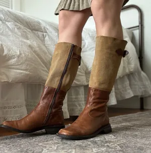 VINTAGE LEATHER BOOTS thumbnail 4