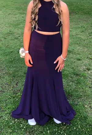 prom dress thumbnail 1