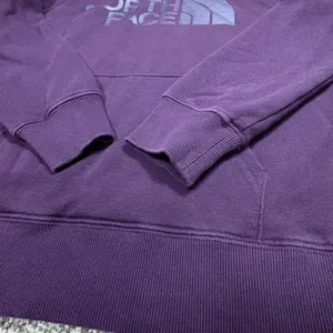 The North Face Womens Hoodie Pullover Purple Logo Graphic Cotton‎ Blend Size S thumbnail 10