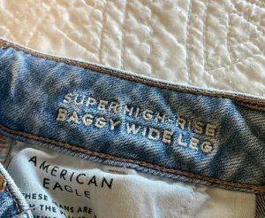 American Eagle Super High Rise Baggy Wideleg Distressed Shorts thumbnail 5