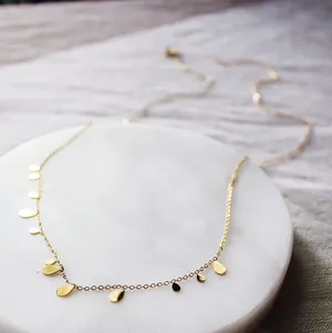 Delicate Tear Drop Necklace /minimalist Necklace Gold thumbnail 3