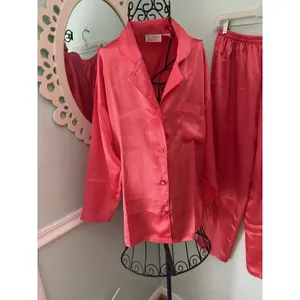Victoria's Secret Vtg Gold Label‎ Pajamas set Solid Coral Pink Size S Silky Satiny thumbnail 2