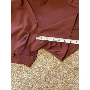 Gymshark Apex Women's Athletic Shorts. Burgundy. Size Medium thumbnail 4