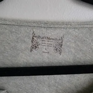 Ruff Hewn Light Gray Floral Short Sleeve Top thumbnail 3