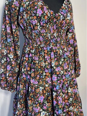Entro Vibrant Floral Smocked Waist Tiered Mini Dress S Fest thumbnail 4