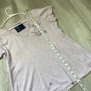 American Eagle Tshirt vneck sequin embroidered short sleeve womens Purple xlarge thumbnail 6