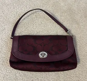 Coach Burgundy Signature Turnlock Shoulder Bag thumbnail 1