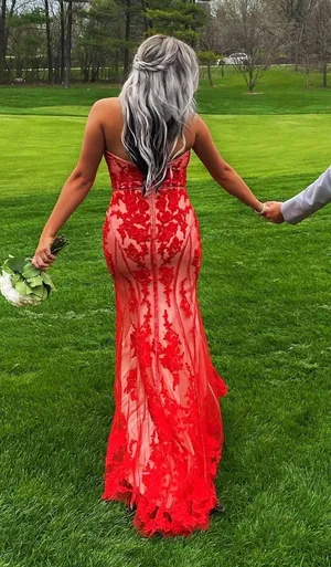 Prom Dress Red Size 10 thumbnail 2