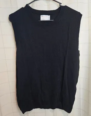 ASOS Black Sleeveless Sweater Shell thumbnail 1