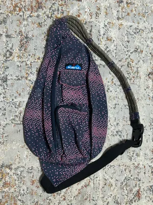 Kavu rope sling large crossbody bag blue pink thumbnail 8