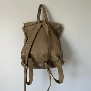 Raven + Lily Emerson Leather Backpack Purse Tassel Fold-Over Closure Brown OS thumbnail 6