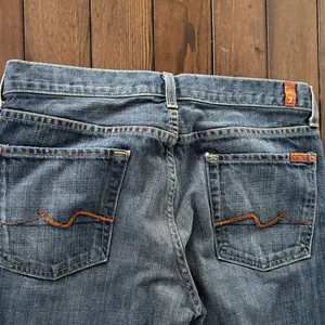 7 For All Mankind Women's Blue Size 32 flare jeans thumbnail 4