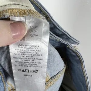 We‎ The Free Jeans Light Wash Straight Leg Skinny Fit Stretch Women’s Size 30 thumbnail 10