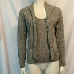 Cashmere Cache Sm Gray Tie Front pullover top‎ Knit thumbnail 2